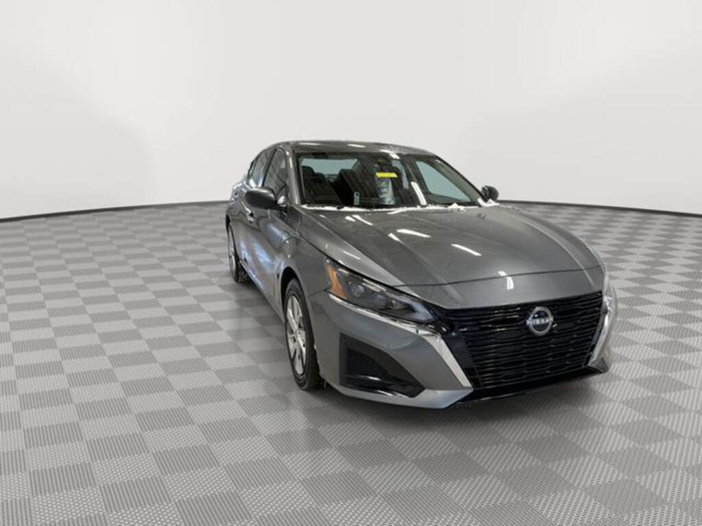 Used 2025 Nissan Altima S Sedan