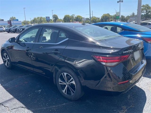 2022 Nissan Sentra SV photo 3