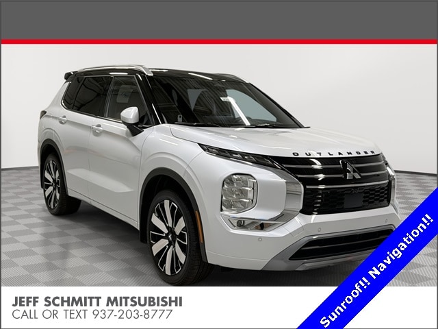 2026 Mitsubishi Outlander SEL's photo