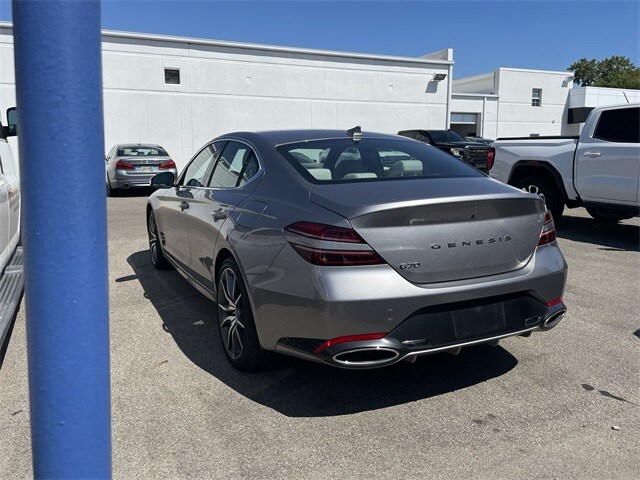 2025 Genesis G70 2.5T photo 3