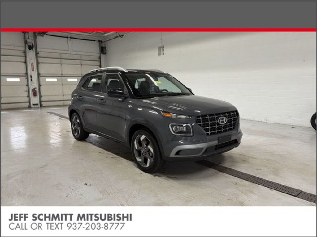 Used 2025 Hyundai Venue Limited SUV