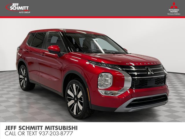2026 Mitsubishi Outlander SE S-AWC's photo