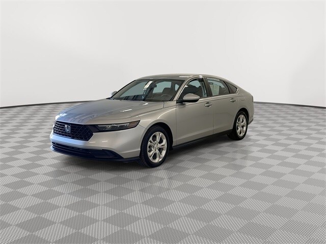 2024 Honda Accord LX photo 4