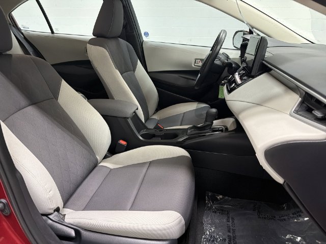 2026 Toyota Corolla LE - Photo 19
