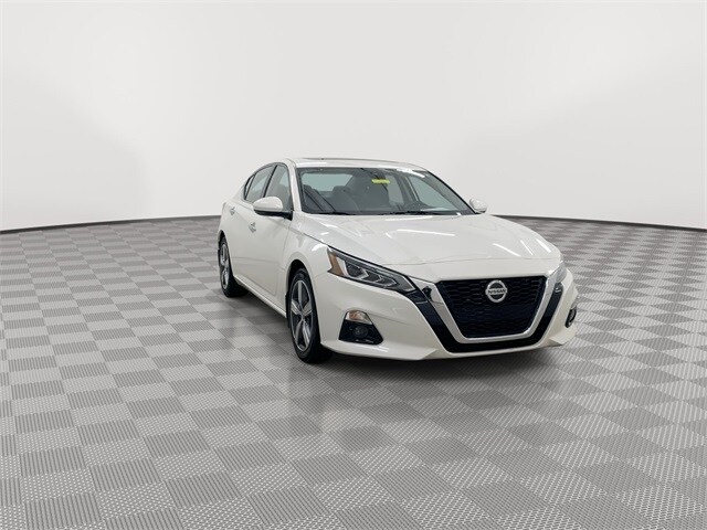 2022 Nissan Altima 2.5 SL photo 2