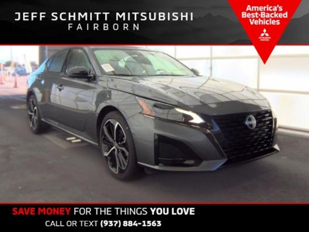 Used 2025 Nissan Altima SR Sedan