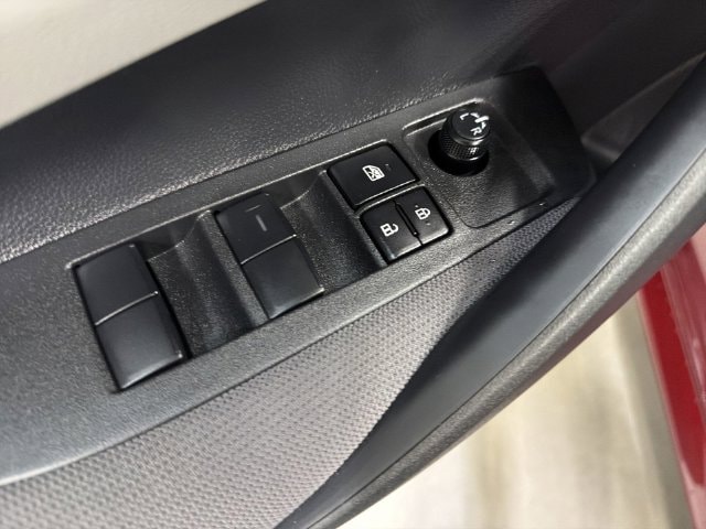 2026 Toyota Corolla LE - Photo 21