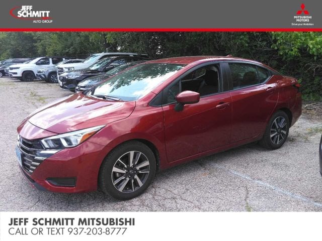 2024 Nissan Versa's photo
