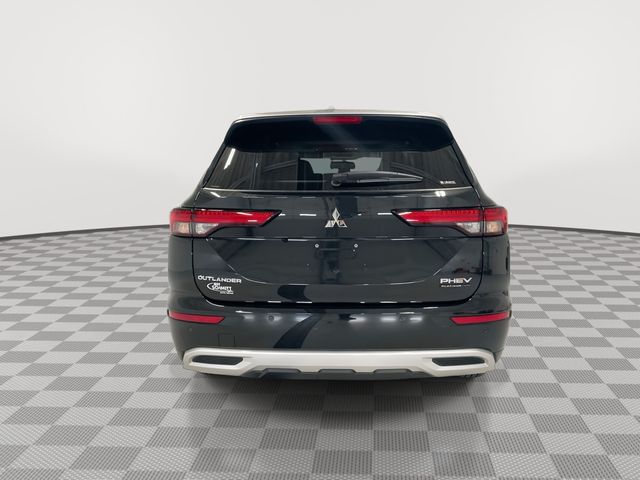 2025 Mitsubishi Outlander Plug-in Hybrid Platinum Edition - Photo 9