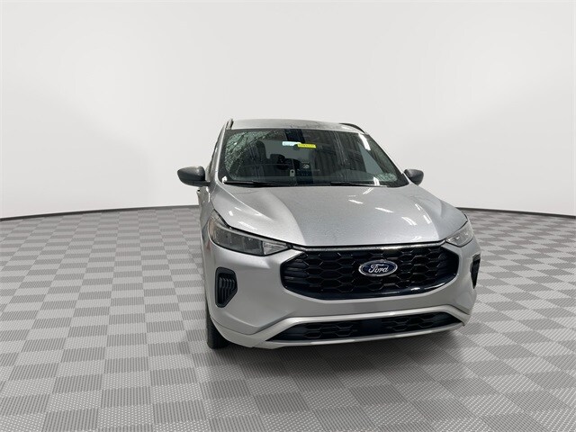 2024 Ford Escape ST-Line photo 3