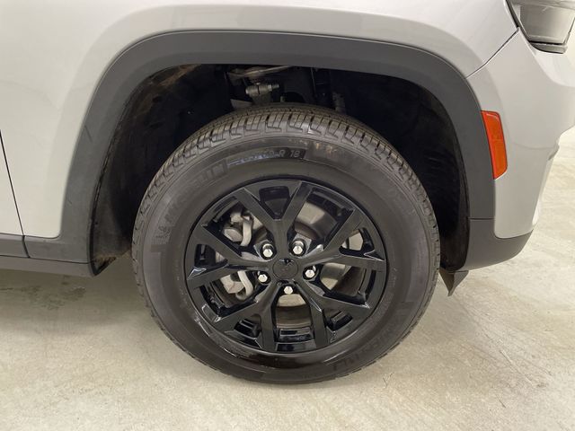 2024 Jeep Grand Cherokee Altitude - Photo 17