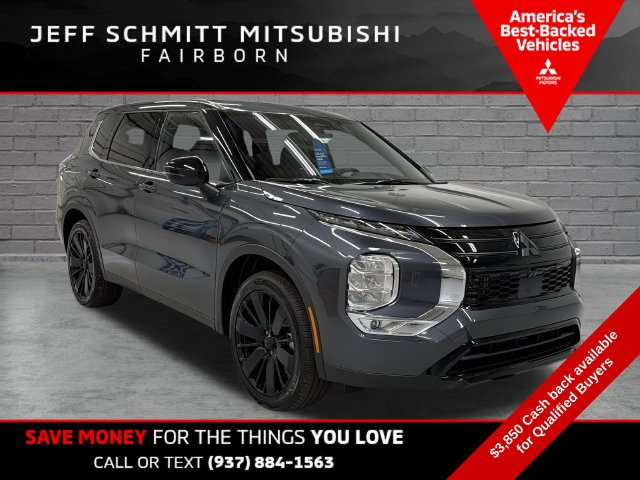 2026 Mitsubishi Outlander LE