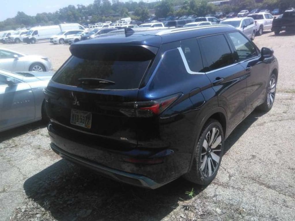 Used 2025 Mitsubishi Outlander SEL SUV