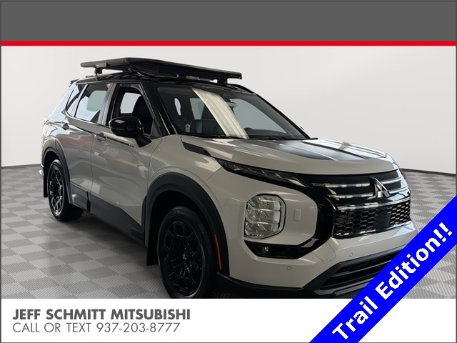 2026 Mitsubishi Outlander Trail Edition's photo