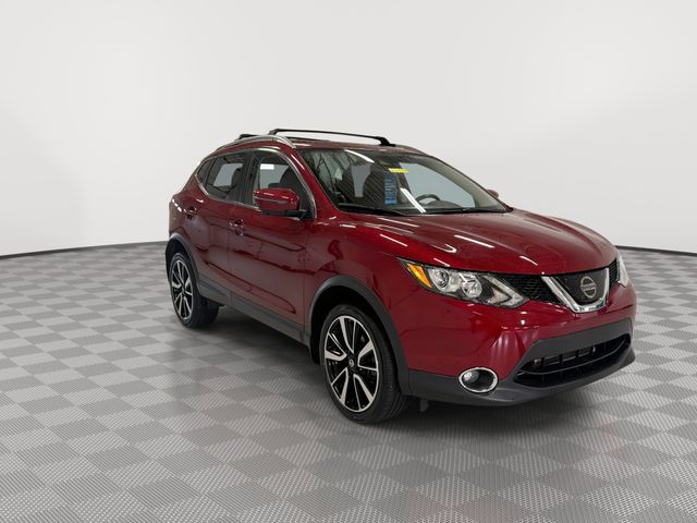 Used 2019 Nissan Rogue Sport SL with VIN JN1BJ1CR0KW318659 for sale in Fairborn, OH