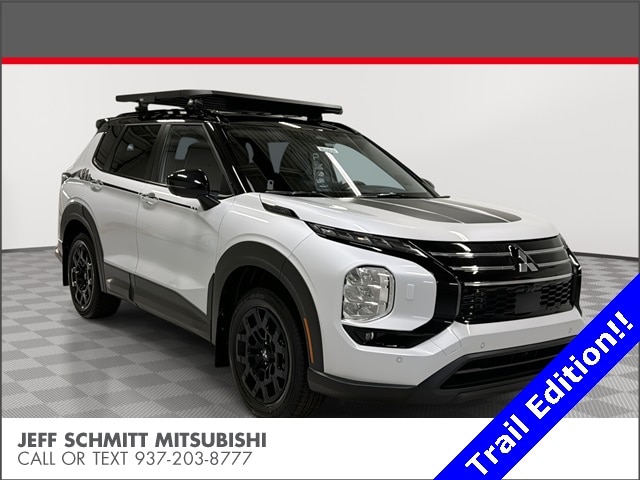 2026 Mitsubishi Outlander Trail Edition's photo