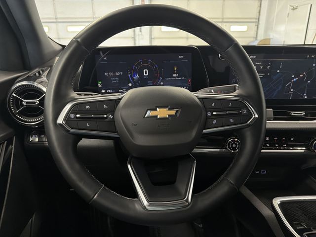 2025 Chevrolet Equinox LT - Photo 28