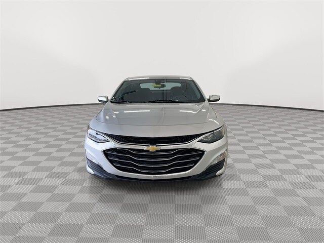 2022 Chevrolet Malibu 1LT photo 3