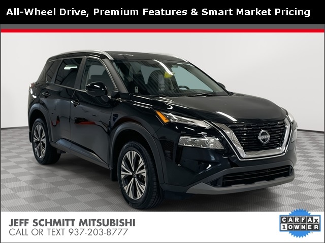 2023 Nissan Rogue SV's photo