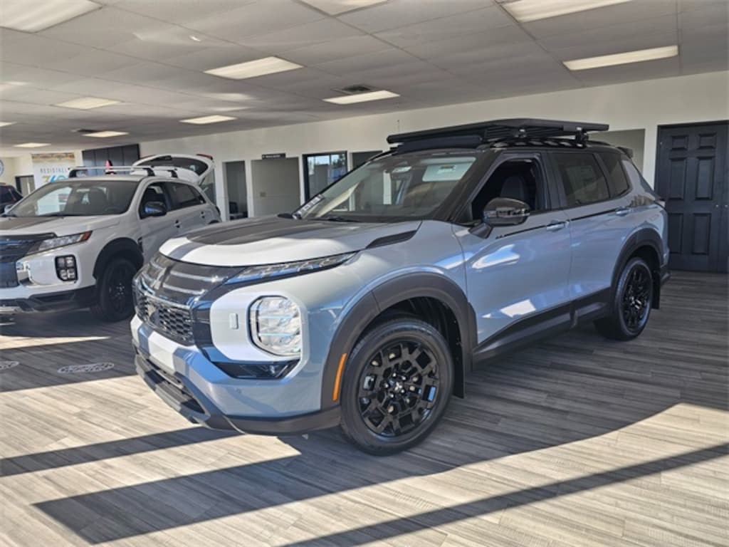 New 2025 Mitsubishi Outlander Trail Edition SUV