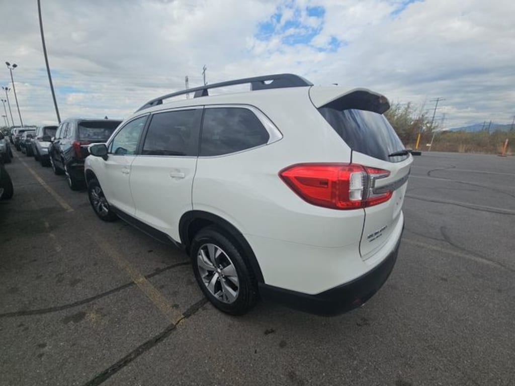 Used 2025 Subaru Ascent Premium 7-Passenger SUV