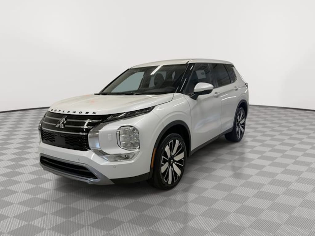 New 2026 Mitsubishi Outlander SE SUV