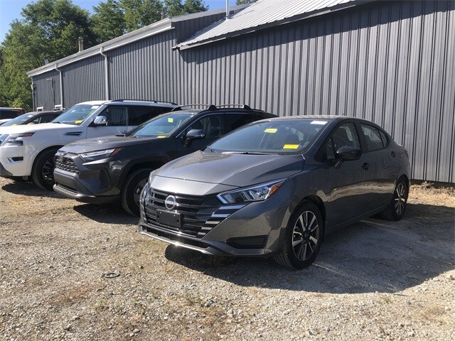 2024 Nissan Versa 1.6 S photo 4