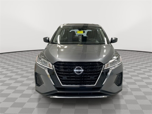 2024 Nissan Kicks S photo 3