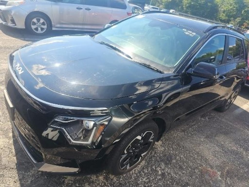Used 2023 Kia Niro EV Wind SUV