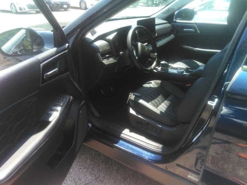 Used 2025 Mitsubishi Outlander SEL SUV