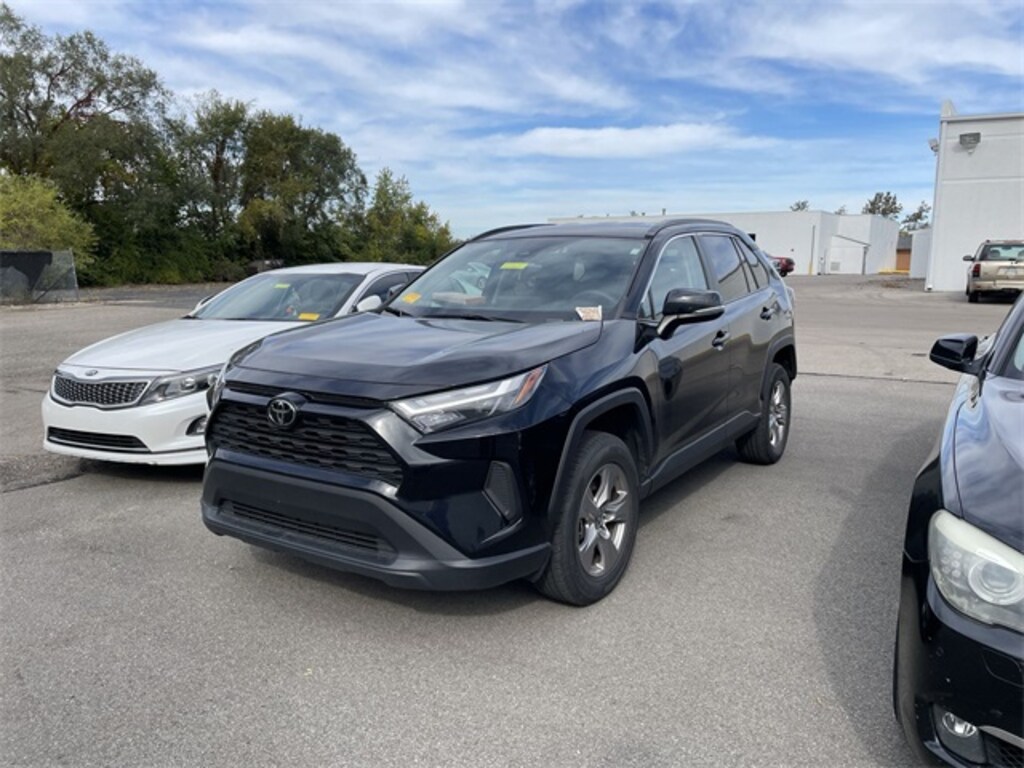 Used 2023 Toyota RAV4 XLE SUV