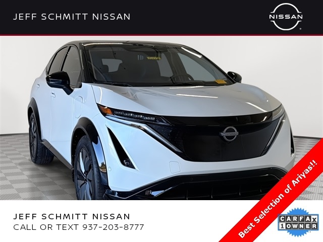 2025 Nissan ARIYA Platinum+'s photo