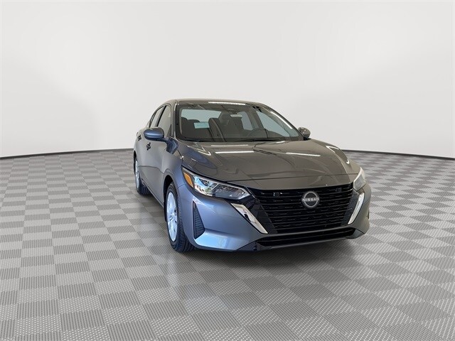 2025 Nissan Sentra S photo 3