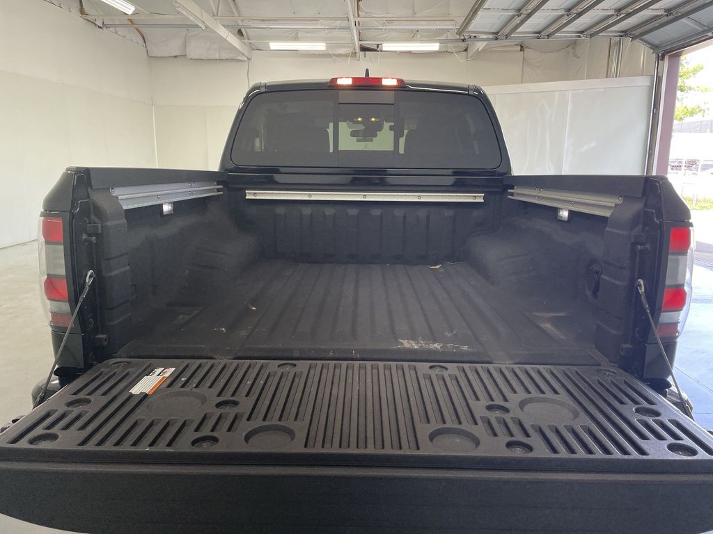 2024 Nissan Frontier SV - Photo 15