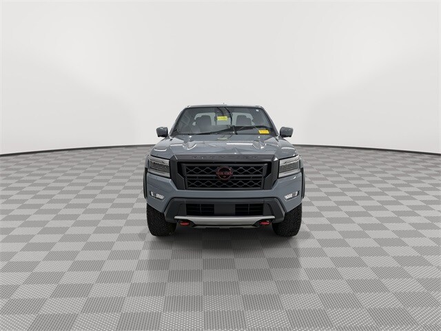 2023 Nissan Frontier PRO-4X photo 3