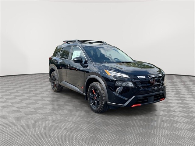 2026 Nissan Rogue SV photo 2