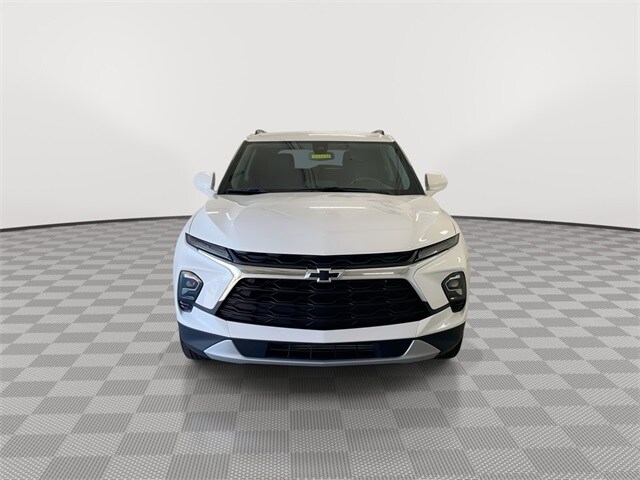 2023 Chevrolet Blazer 2LT photo 3