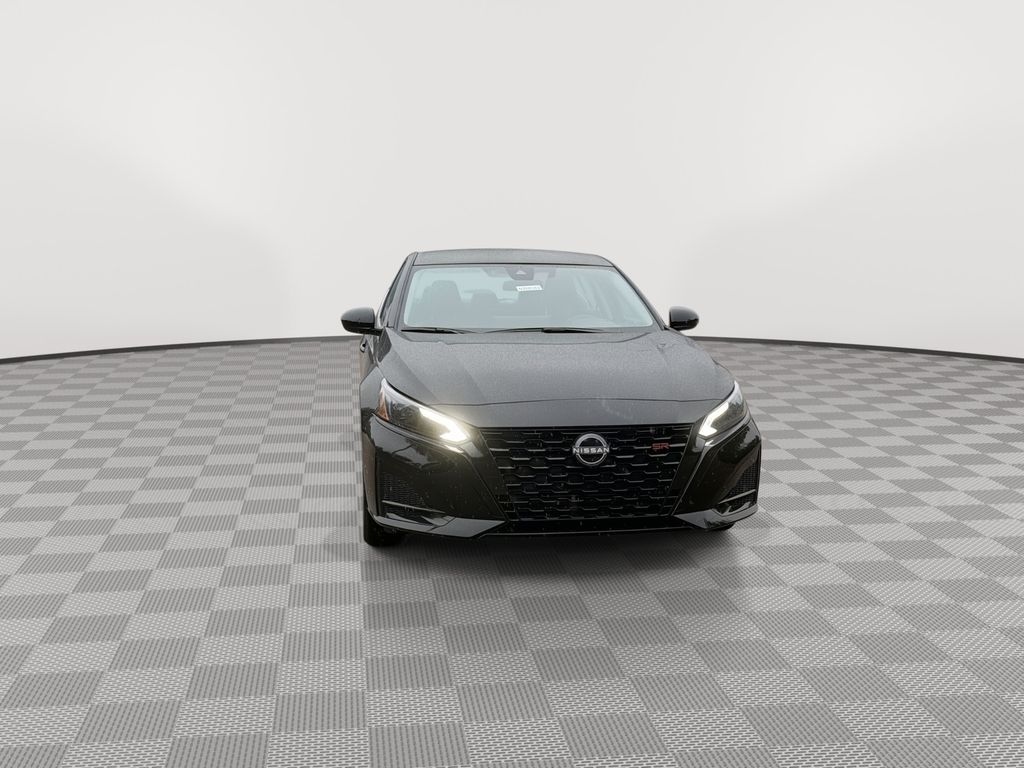 New 2026 Nissan Altima SR Sedan