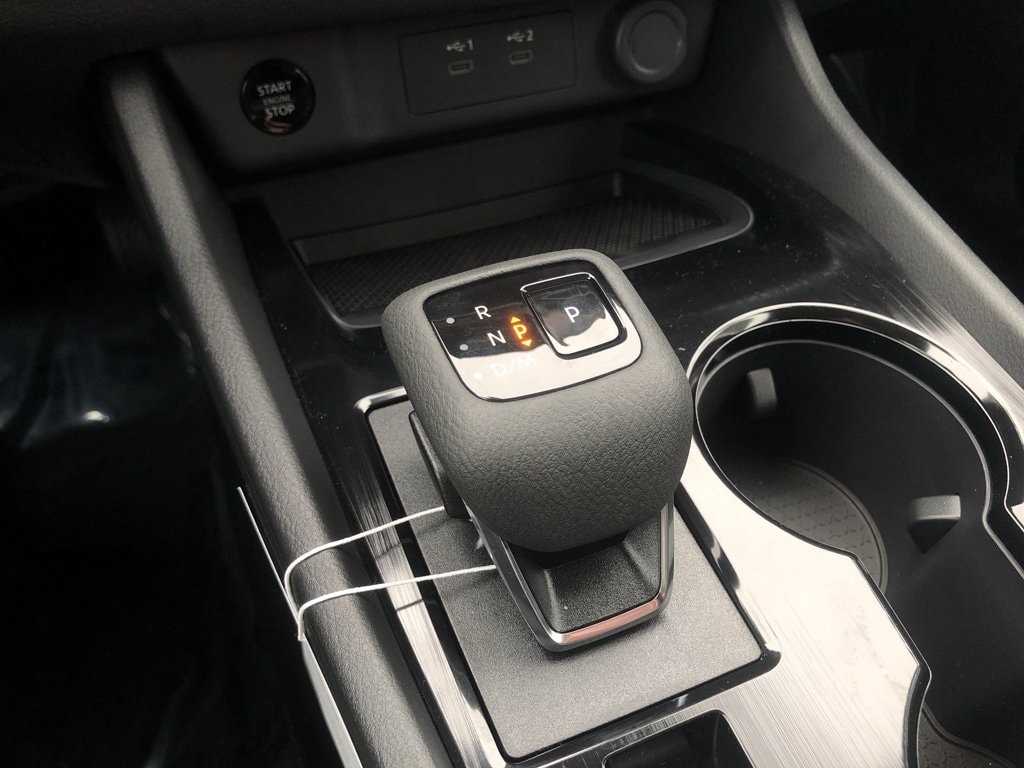 2025 Nissan Rogue S - Photo 28