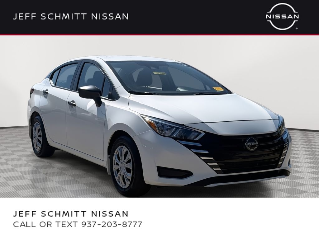 2023 Nissan Versa 1.6 S CVT's photo