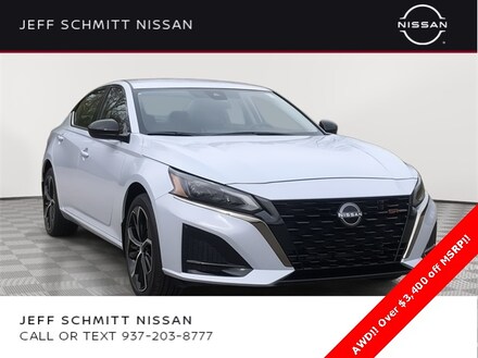 2025 Nissan Altima SR Sedan