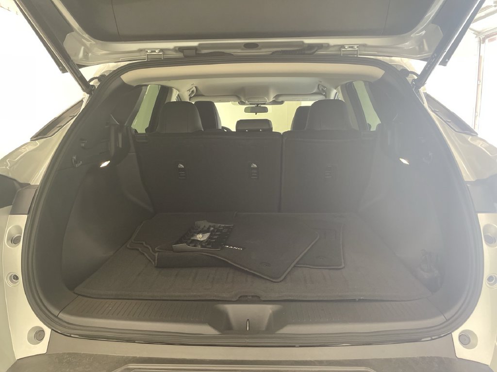 2025 Nissan Murano SV - Photo 16