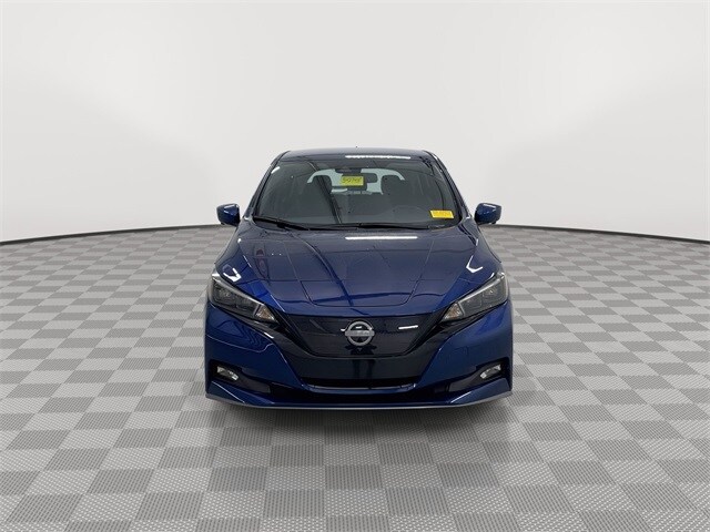 2024 Nissan Leaf SV Plus photo 3
