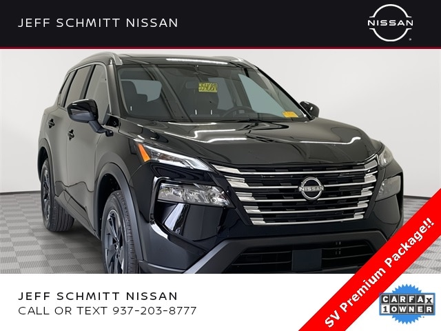 2025 Nissan Rogue SV's photo