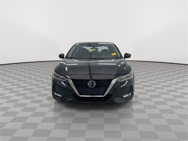 2023 Nissan Sentra SR photo 3