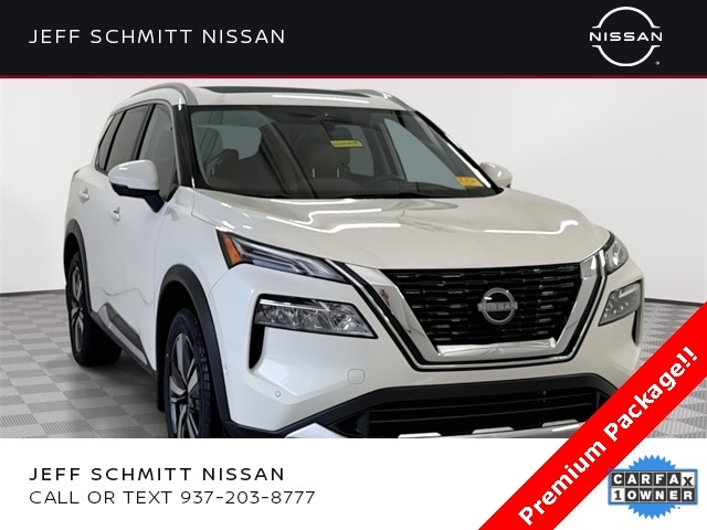 2023 Nissan Rogue Platinum's photo