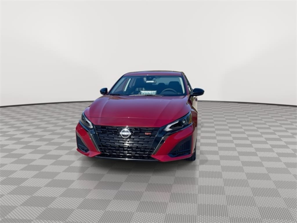 New 2025 Nissan Altima SR Sedan