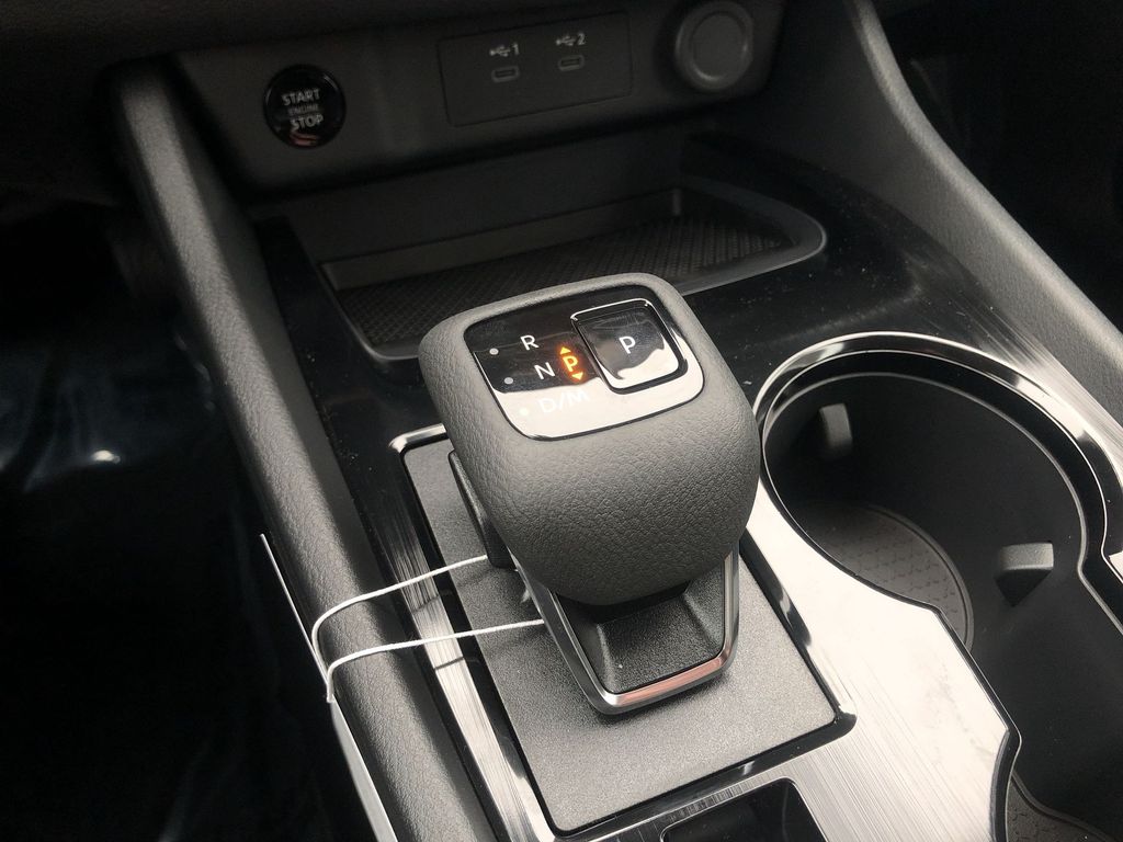 2025 Nissan Rogue S - Photo 27