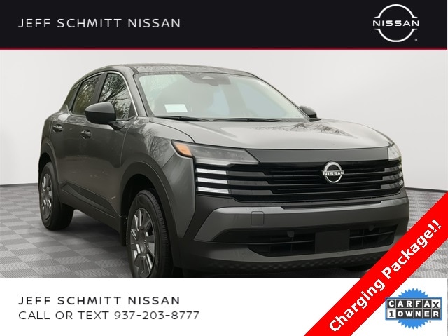 2025 Nissan Kicks S AWD's photo