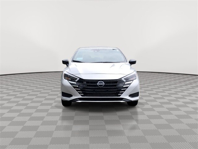 2025 Nissan Versa 1.6 S photo 3